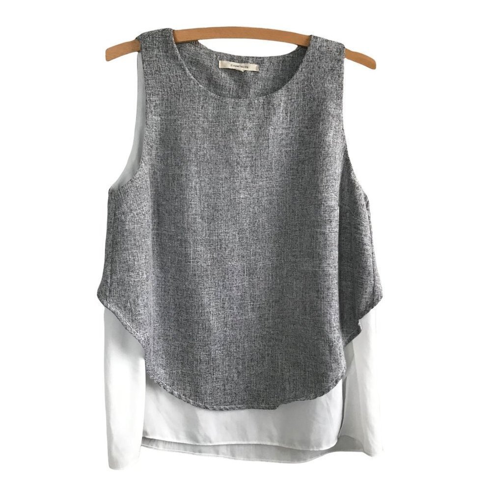 41 Hawthorn‎ Gray and White Layered Sleeveless Blouse Career Top - Size Small